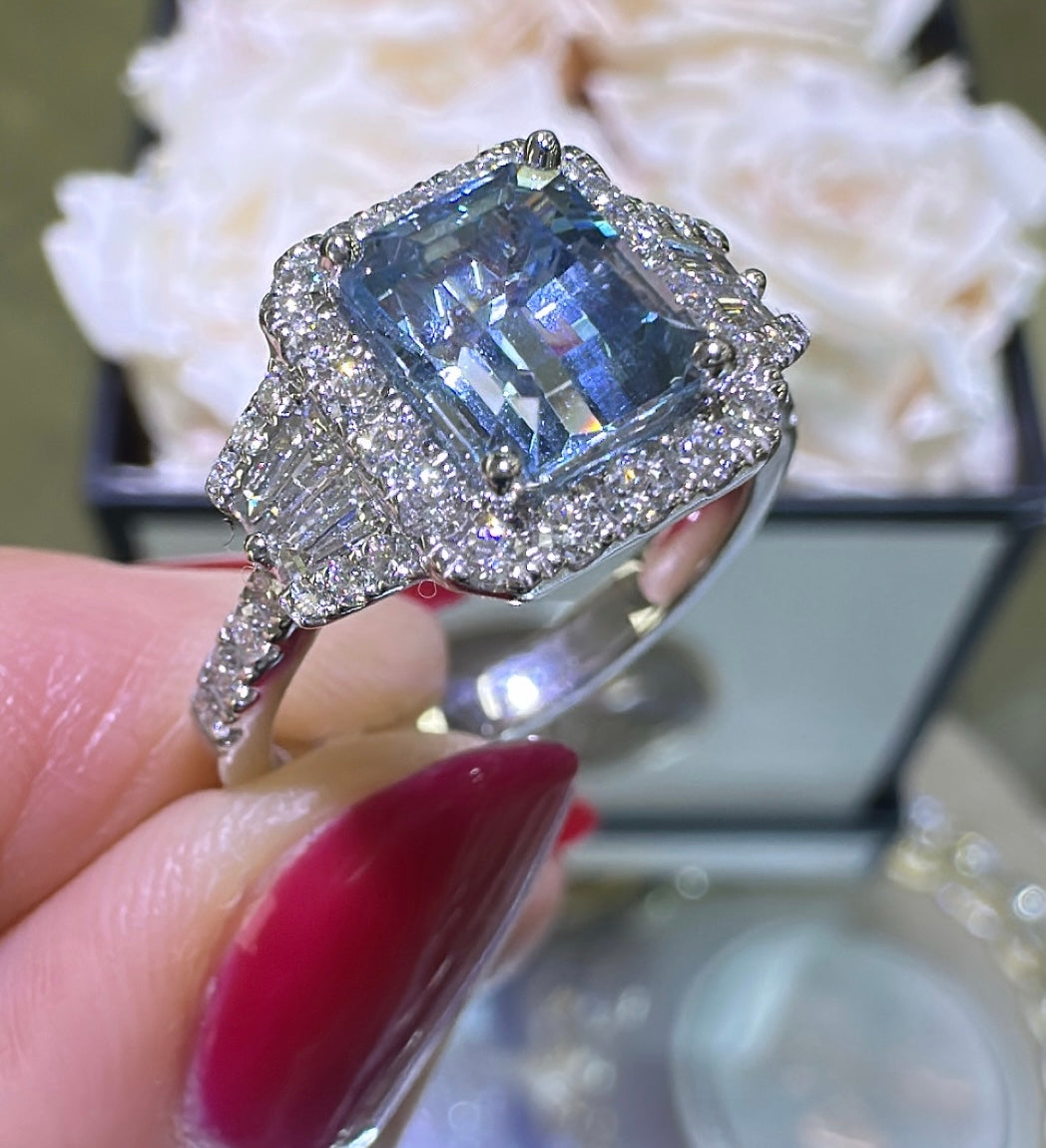 2.45carat Aquamarine & Diamond Cocktail Ring