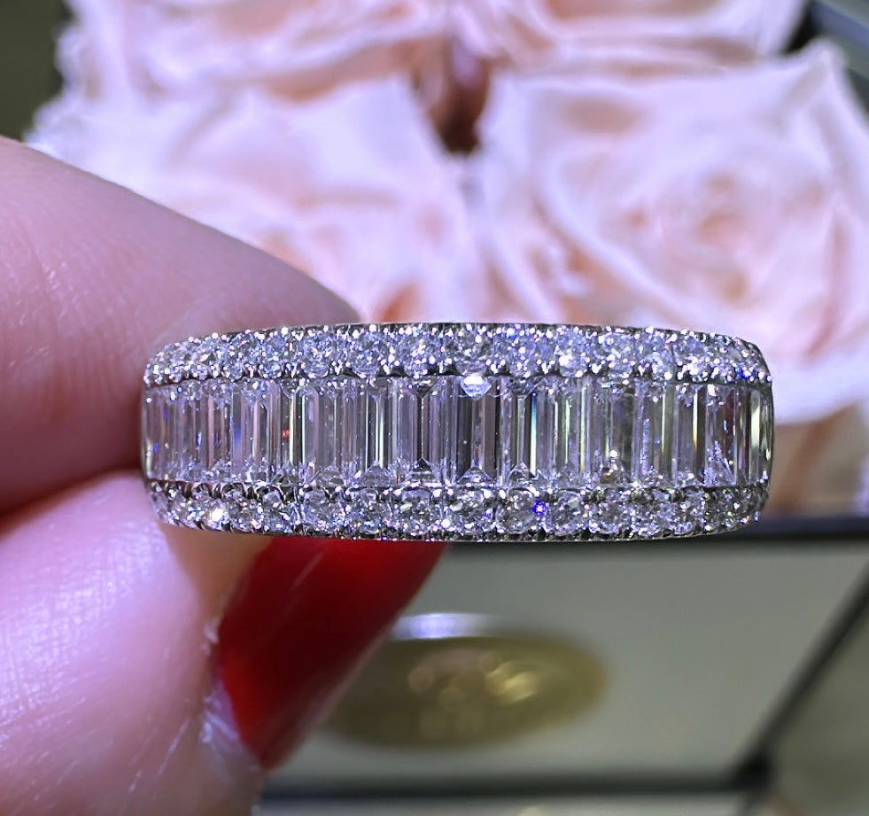 Baguette and Round Cut Diamond Ring 1.04ct tw