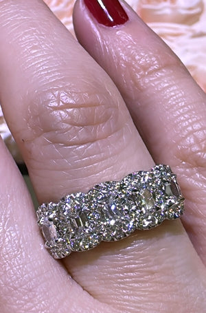 Henri Daussi Designer Most desired 1.14carat Diamond Five Stone Anniversary Band Ring