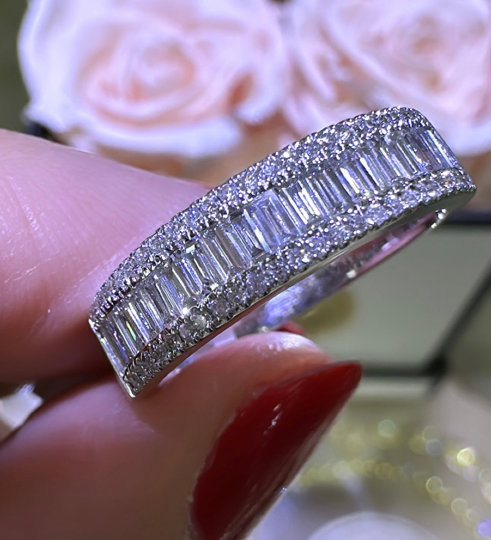 Baguette and Round Cut Diamond Ring 0.70ct tw