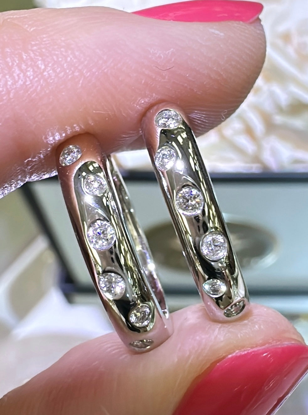 0.17ct tw Diamond Oval Shape white Gold Earrings