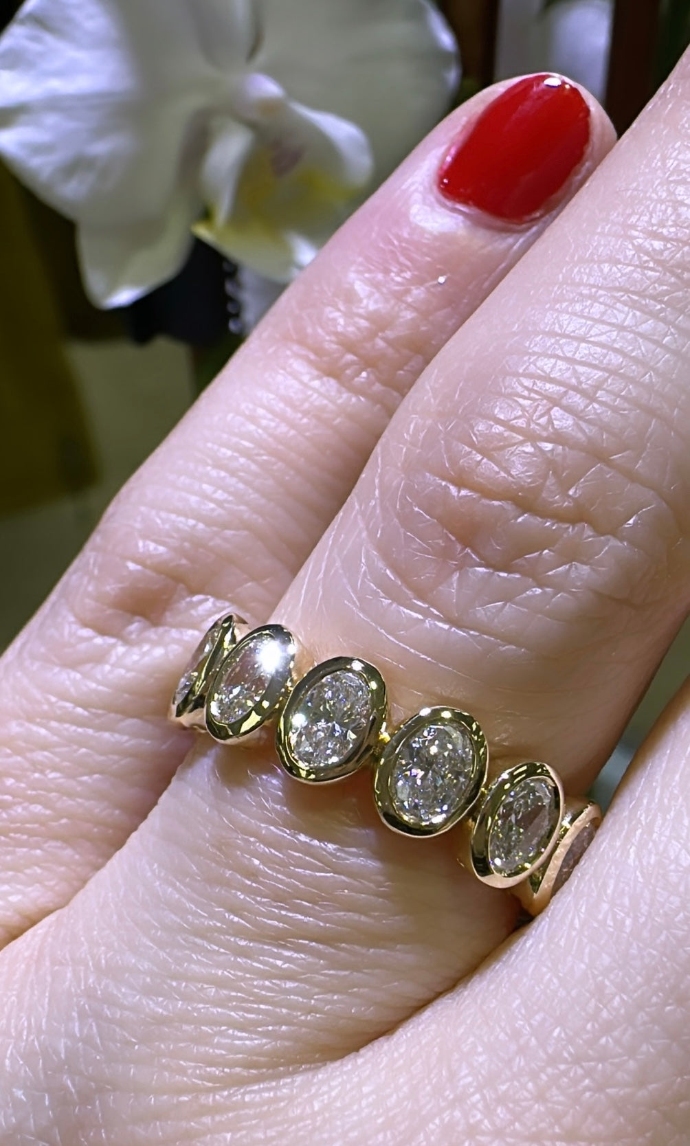 Designer Oval-cut Bezel Diamond Partway Eternity Band Ring 2.67ct tw