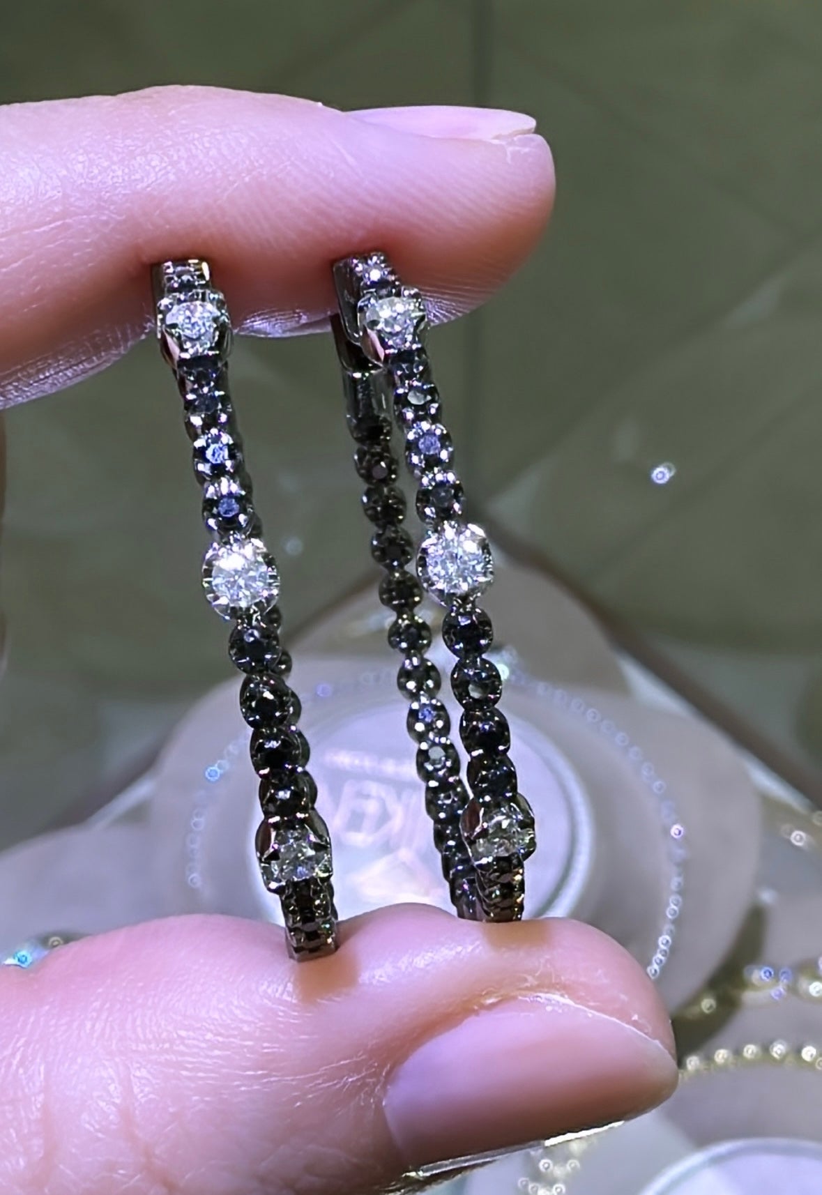 Ladies Black Inside-out There Alternating White Diamond Hoop Earrings