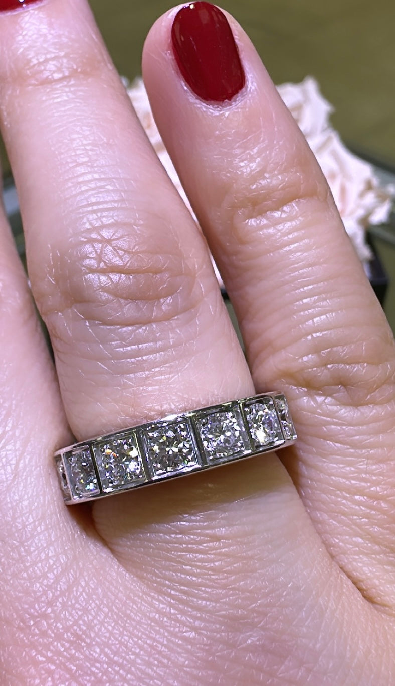 Cartier Signed Pre-owned Nine Diamond Band Ring