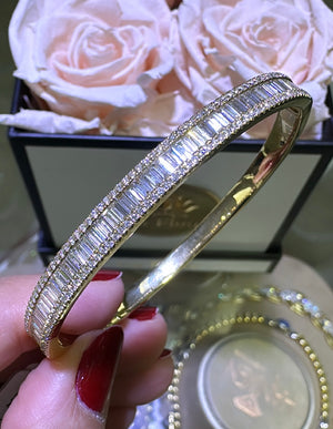 2.11ct tw Baguette and Round- cut Diamond Gold Bangle Bracelet