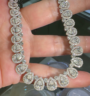 20.74ct tw Pear Shape Natural Earth-mined Diamond Statement Necklace
