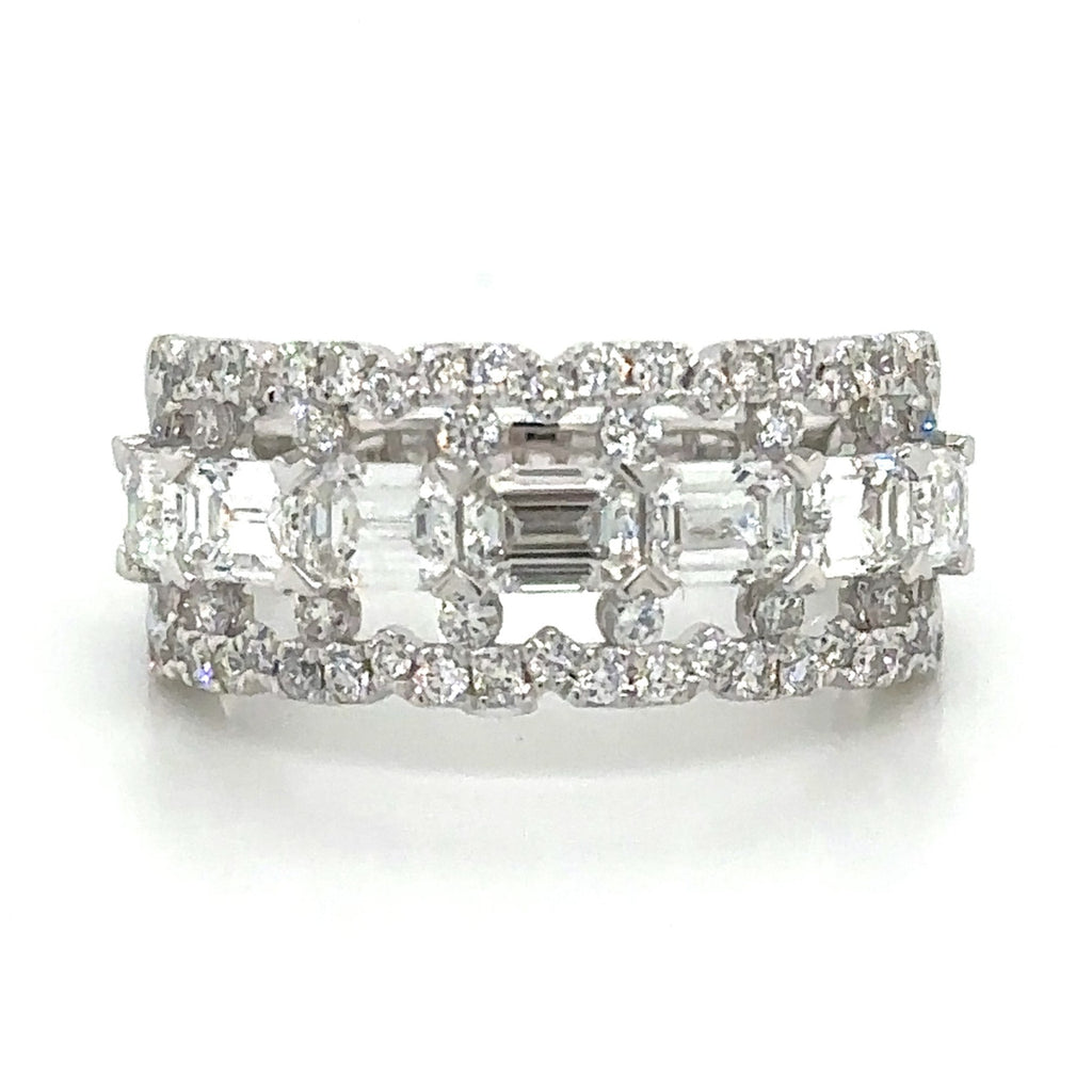 2.26ct tw Emerald and Round Cut Diamond Ring