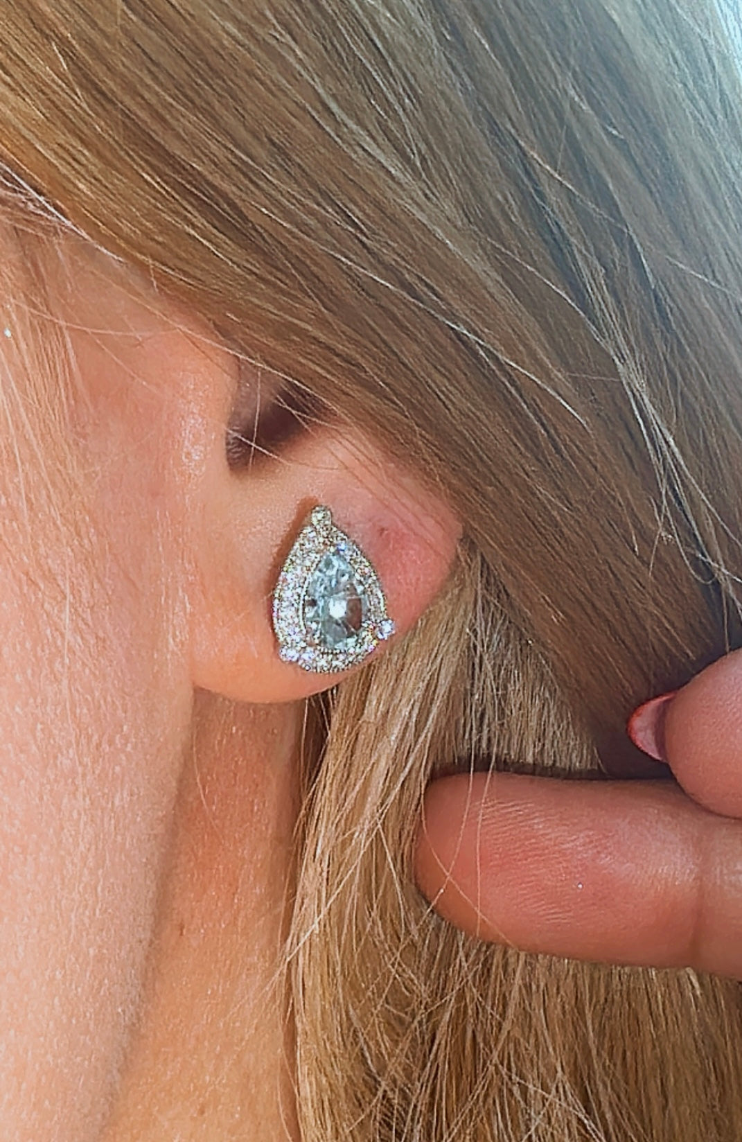 Diamond 1.43ct tw Fancy Pear Shape Aquamarine Center Stud Earrings with Halo