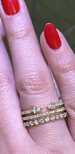 Mixed-shape Three Row 0.71ct tw Right-hand Diamond Ring