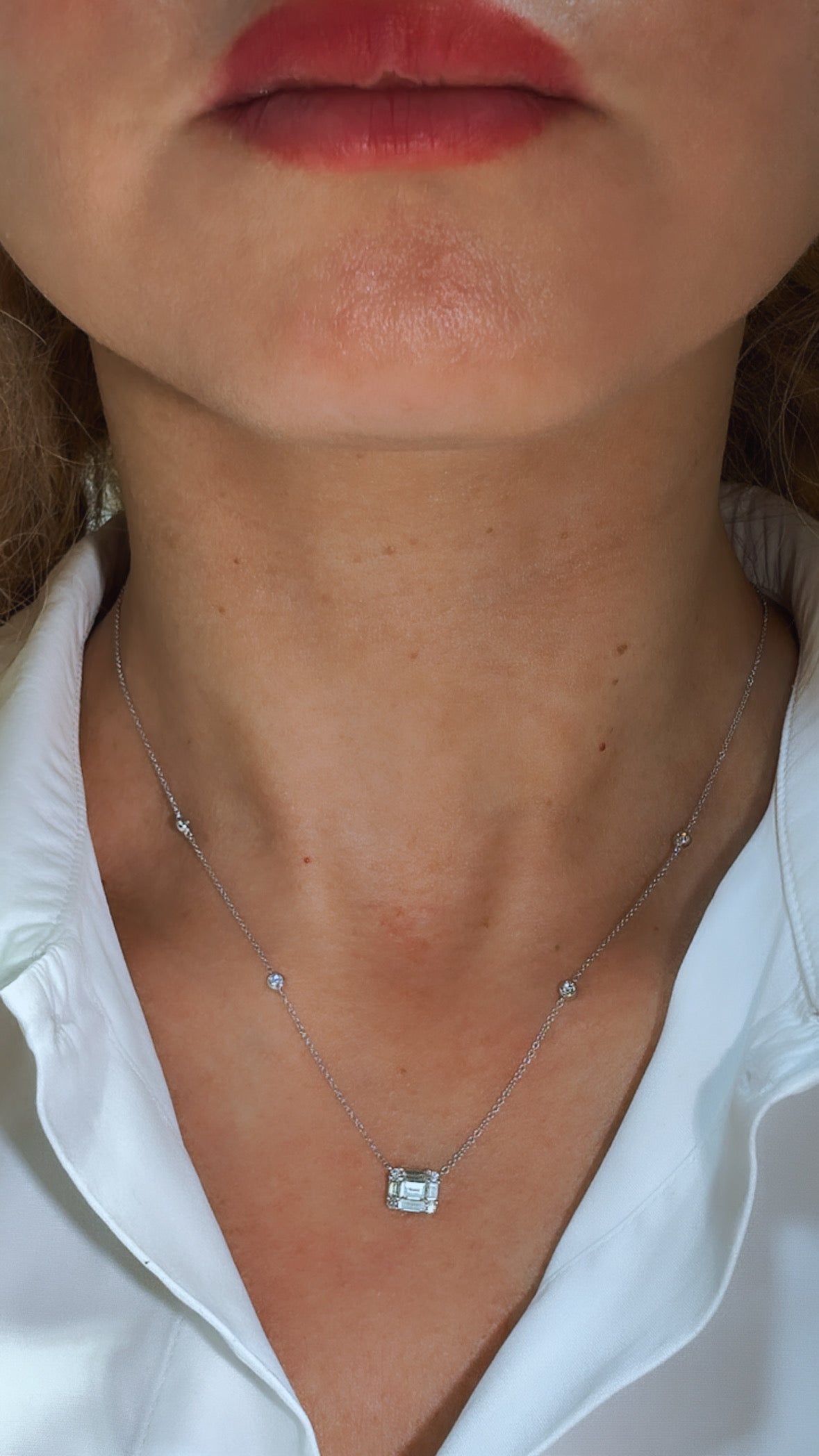 0.55ct tw Ladies Diamond Invisible-set Rounds & Baguette Diamonds Pendant Necklace