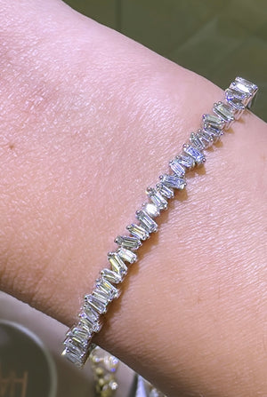 Off-Center Baguette Diamond Bangle Bracelet 1.63ct tw