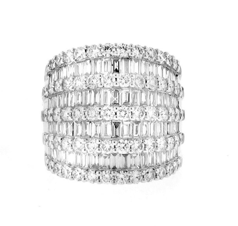 Round And Baguette Diamond Fashion Ring 4.45ctw