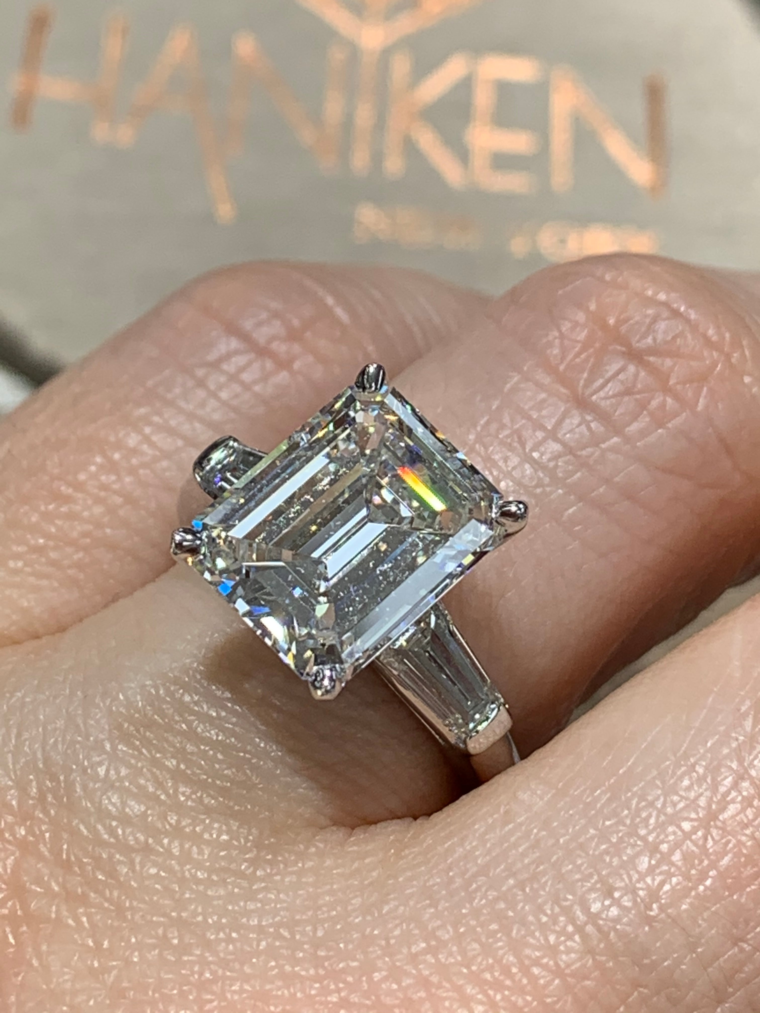 GIA Certified 4.03Carat Emerald Cut Diamond Platinum Engagement Anniversary Statement Ring