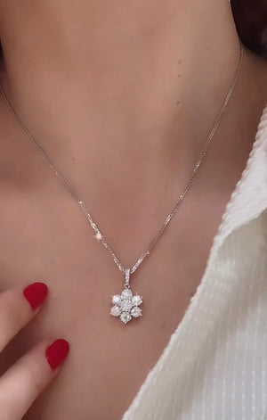 Flower shaped diamond necklace Clearance