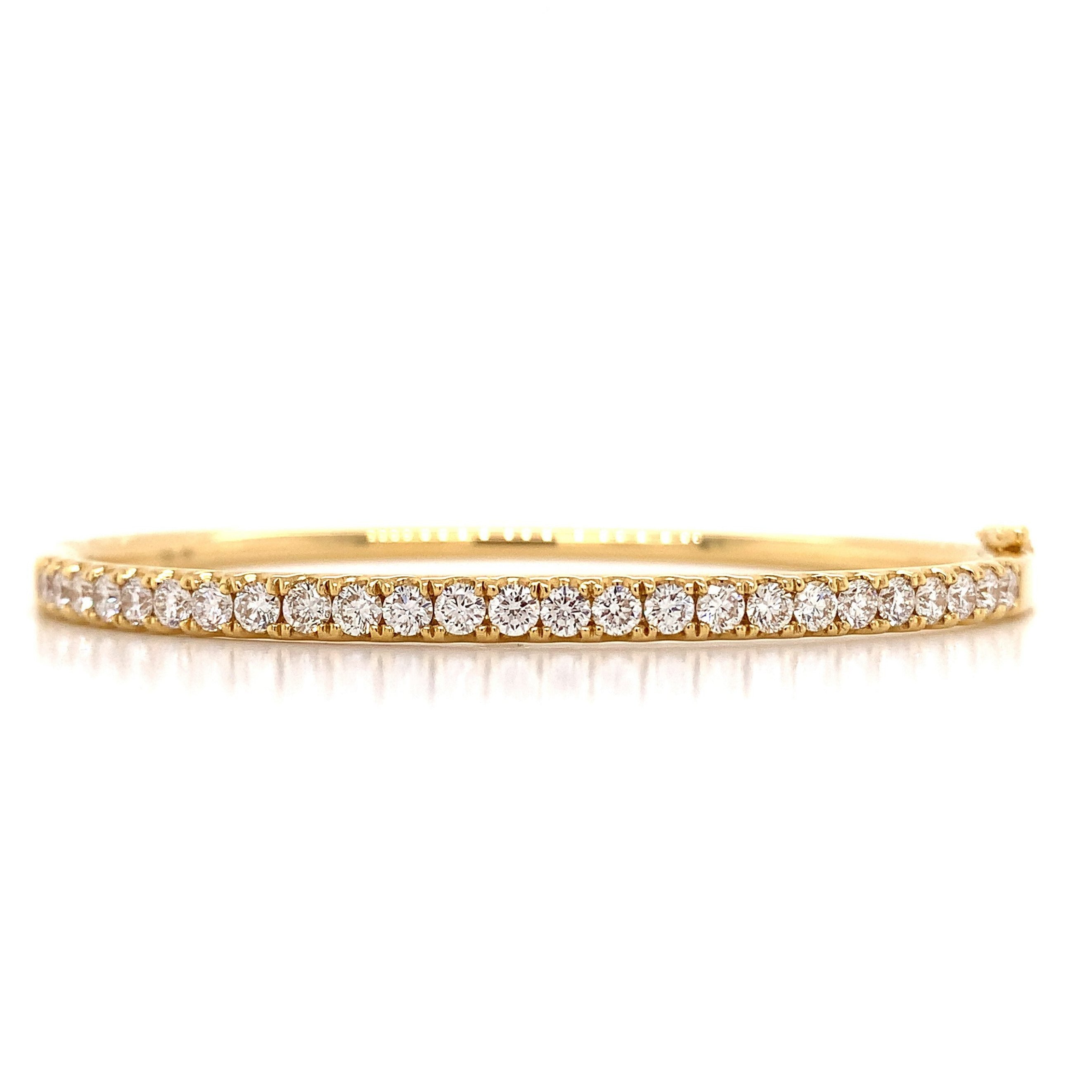 2.00ctw Diamond Yellow Gold Bangle Bracelet