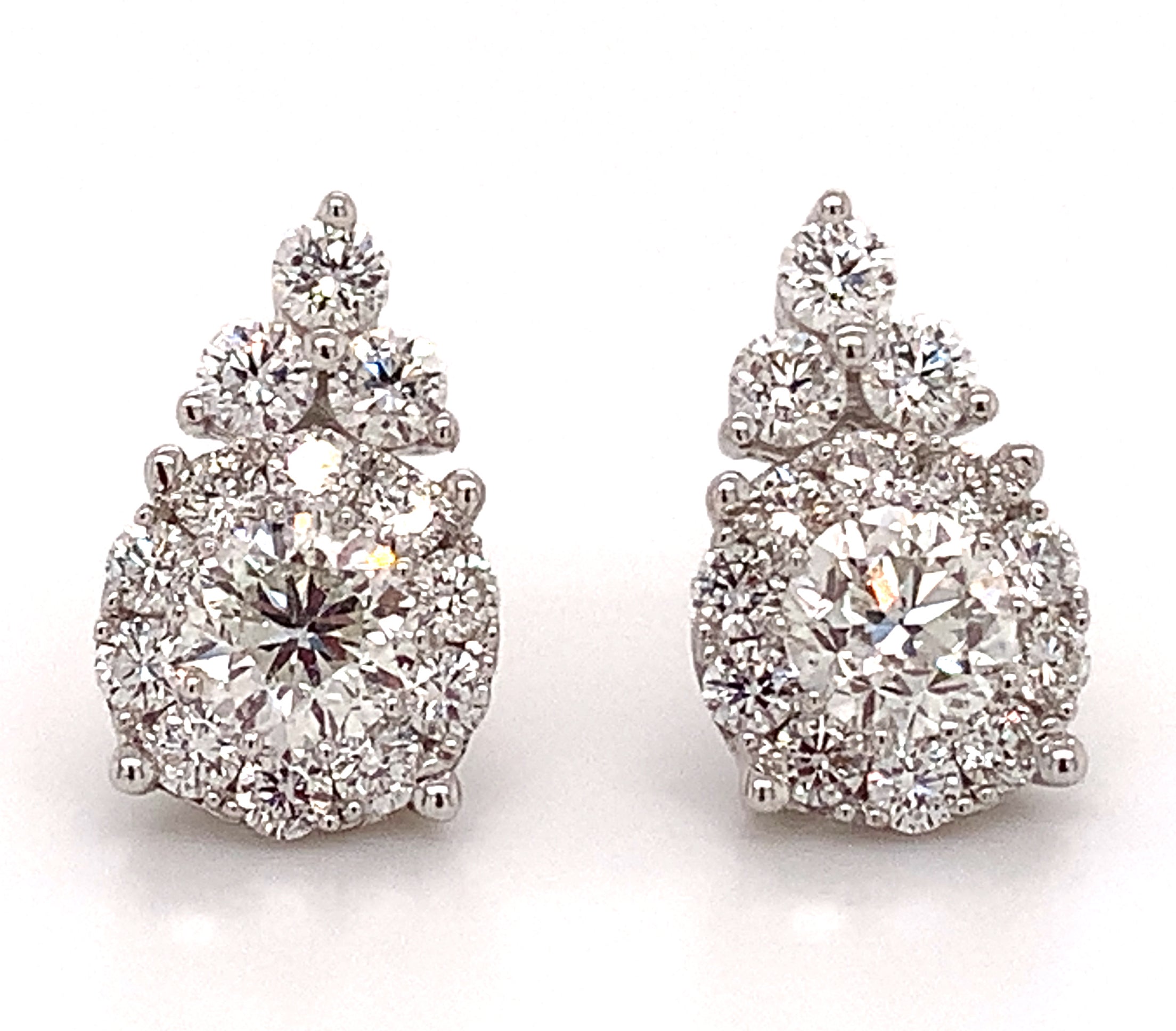 1.47ctw Diamond Elegant Flower Earrings