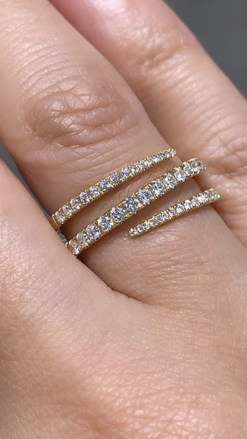Wedding band 2025 wraps yellow gold