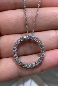 1.72ct tw Diamond Circle of Life Pendant Necklace