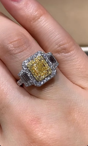 Ladies Fancy Yellow Center Side Trapezoid Diamond Ring