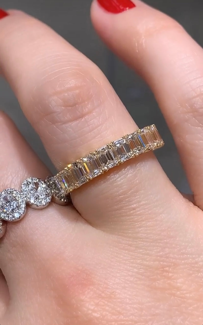 2.54ctw Ladies Diamond Emerald Cut Eternity Ring