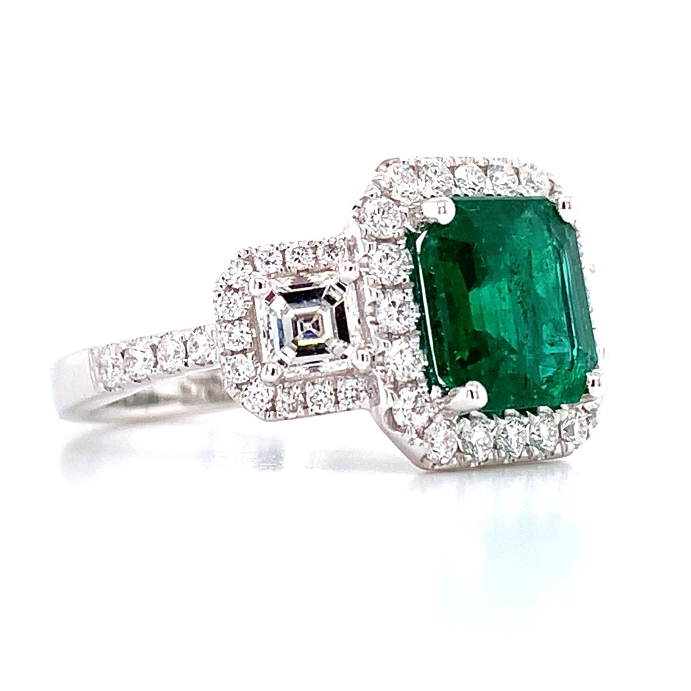 Ladies Statement 2.32ct Emerald with Asscher Side Diamonds Cocktail Ring