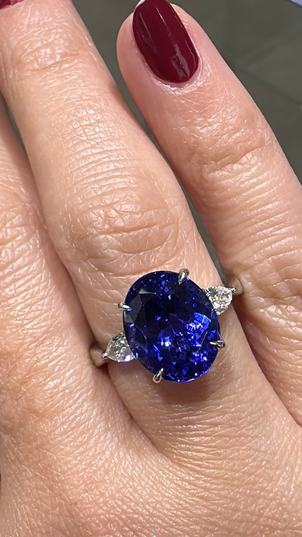 5.28ct Oval Tanzanite Center & Pear Shape Side Diamond Cocktail Right-hand Ring