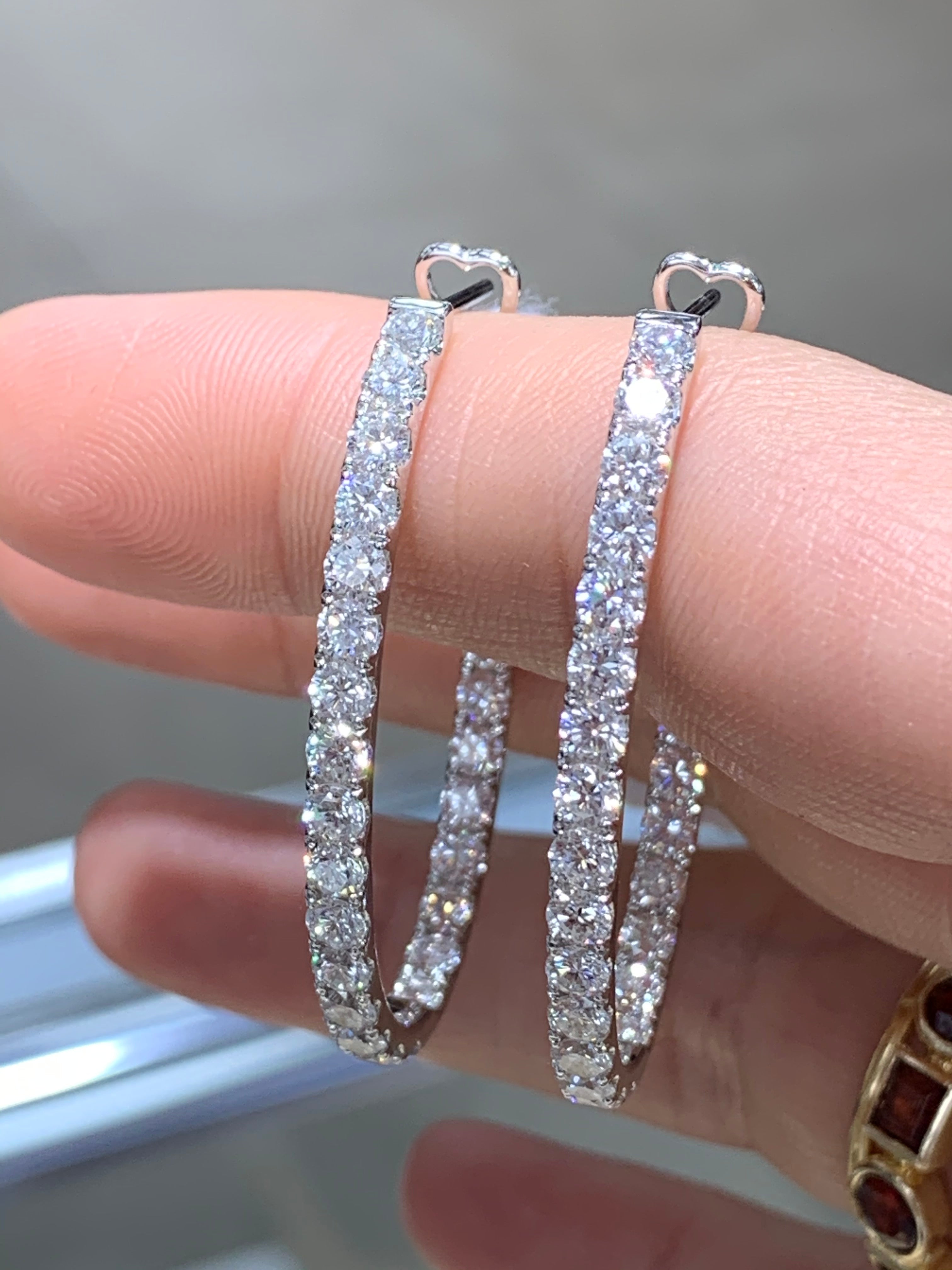 Diamond Hoop Earrings 5.01cts - HANIKEN JEWELERS NEW-YORK