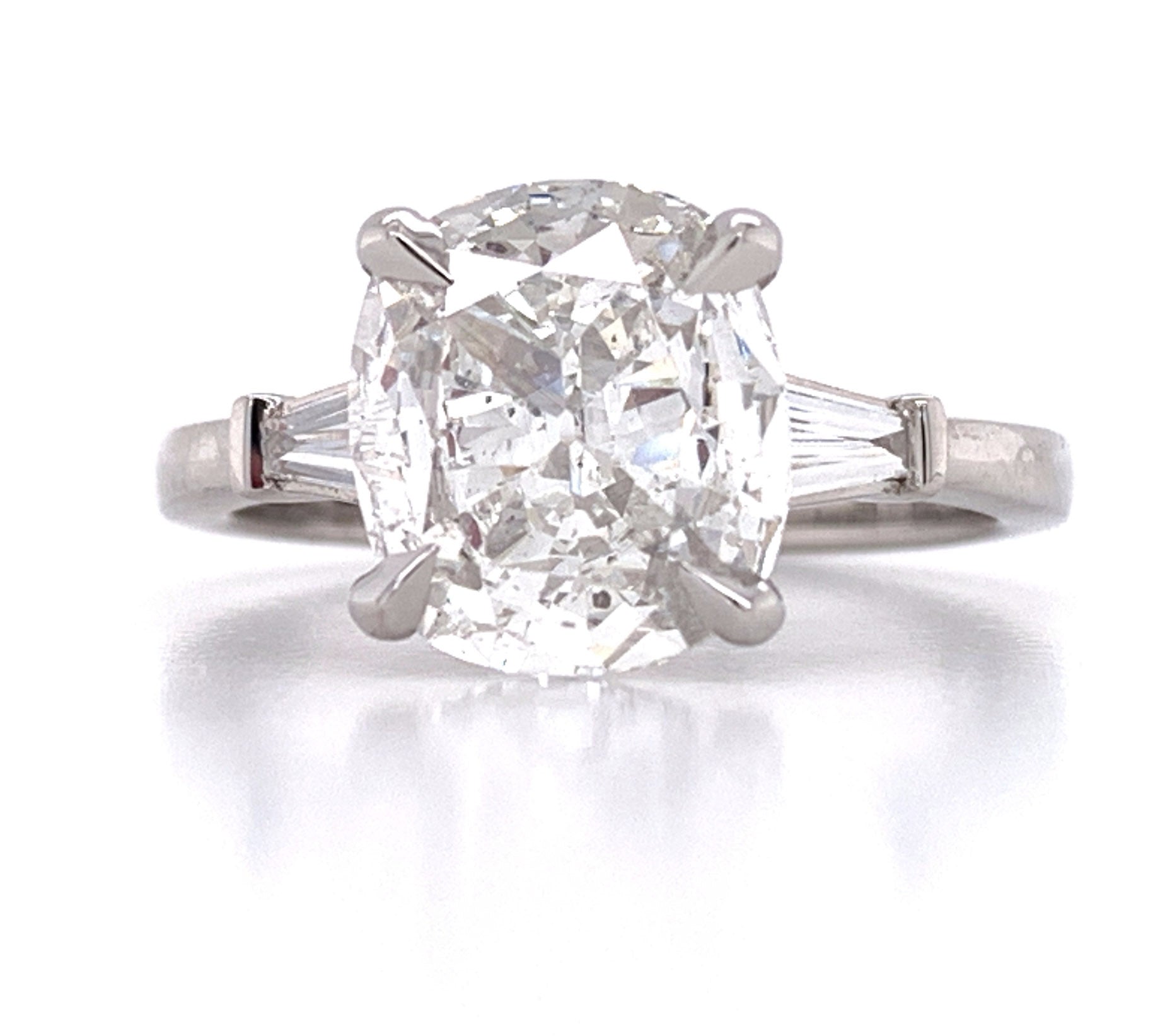 Henri Daussi Cushion Cut 3 stone Dimond Engagement Ring - HANIKEN JEWELERS NEW-YORK