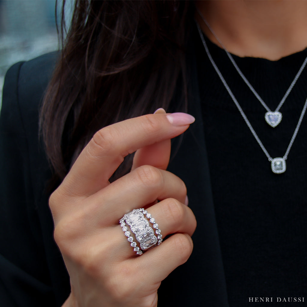 Henri Daussi Cushion Cut Five Stone 1.53ct tw Wedding & Anniversary Diamond Ring