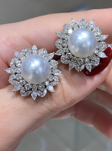 2.53ctw Diamond And South-sea Pearl Earrings