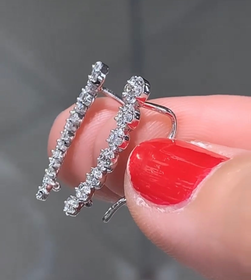 0.75ctw Ladies Climber Diamond Earring