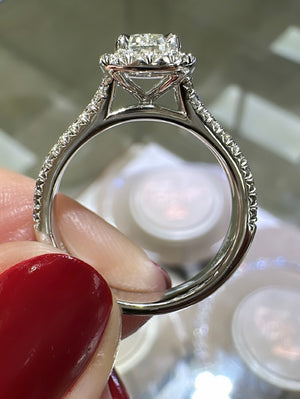 Henri Daussi Designer GIA certified Engagement Ring Cushion Center 1.81ct tw