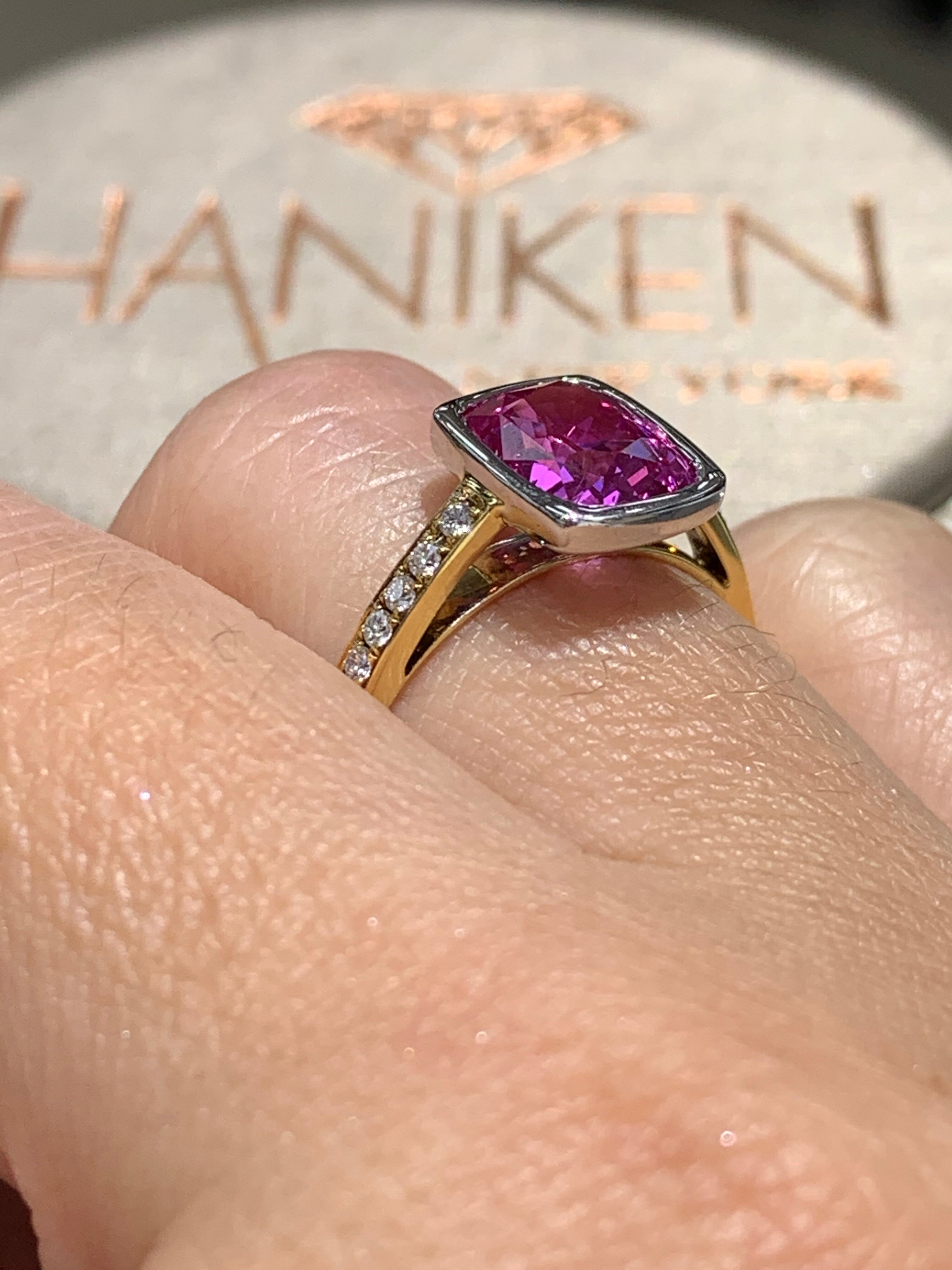 Pink Sapphire 2.84ct and Diamond Cocktail Ring - HANIKEN JEWELERS NEW-YORK