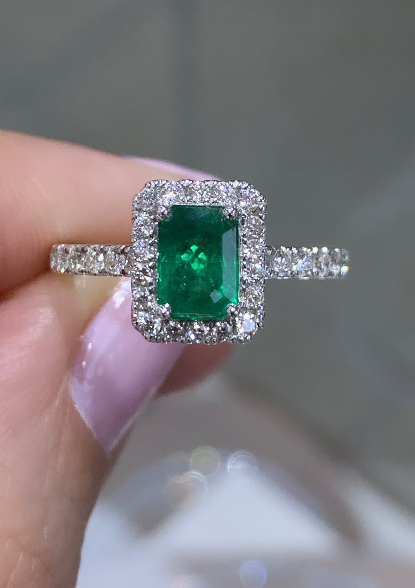 Emerald-cut Emerald Halo Ring