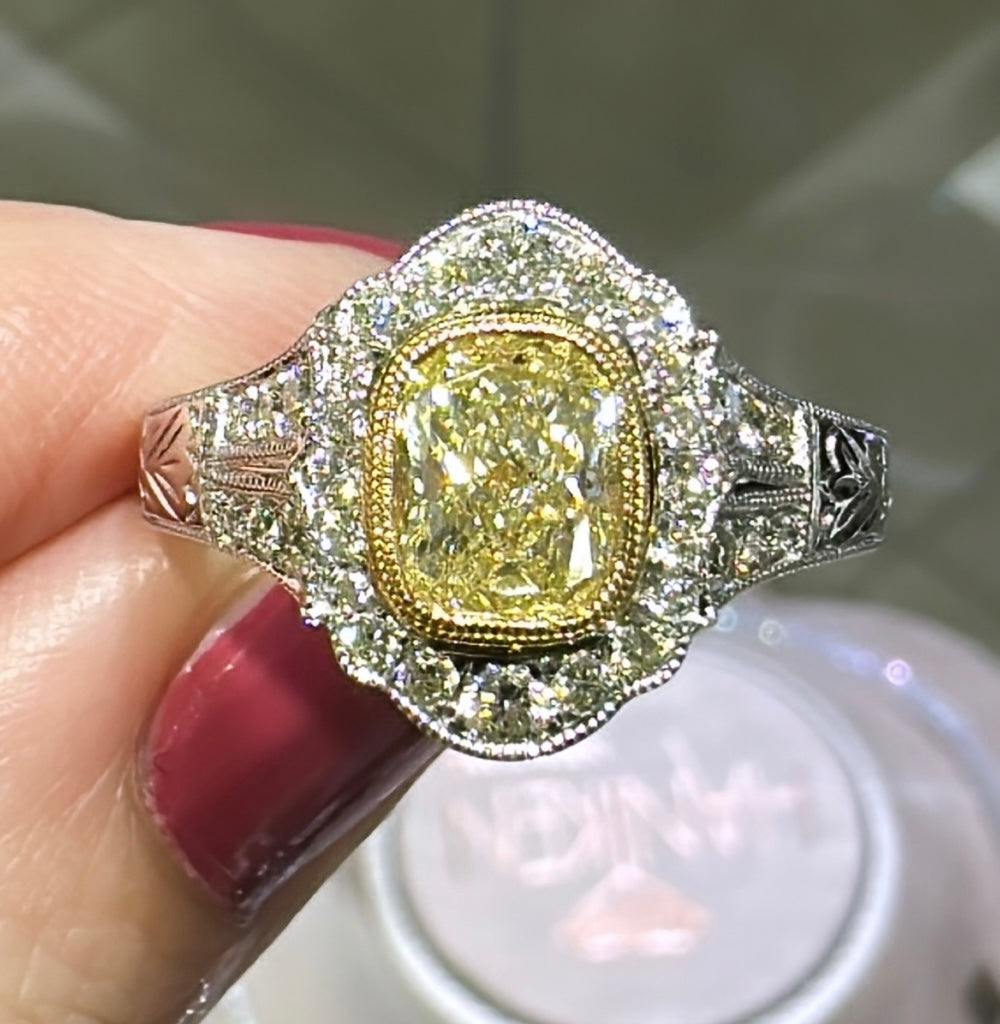 Henri Daussi Antique Style Canary Fancy Yellow Center