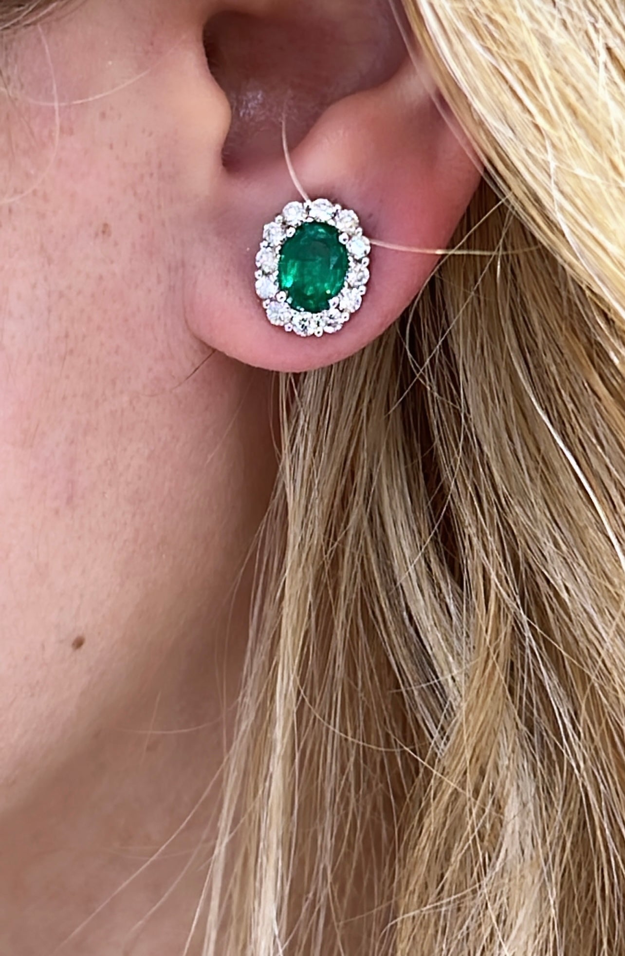 Ladies Green 2.16ctw Emerald and Diamond Earrings