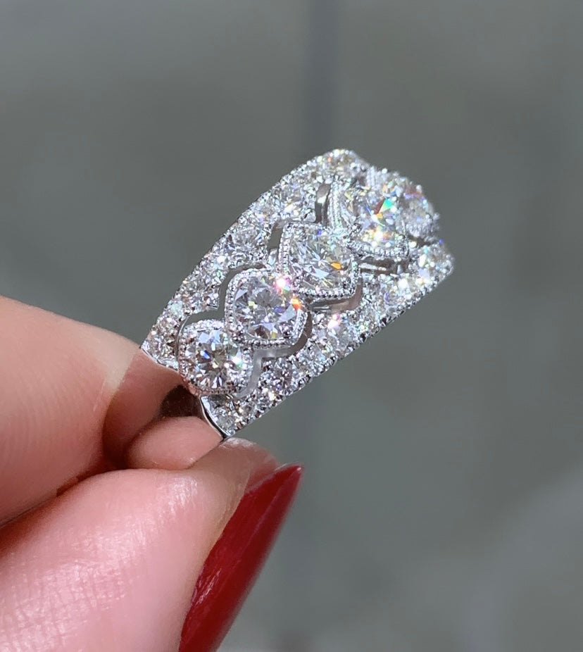 1.41ctw Diamond Fancy Right Hand Ring