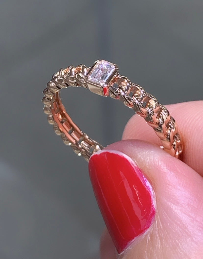 Emerald-cut Diamond Link Stackable Ring
