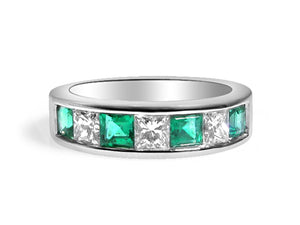 Diamond & Princess-cut Emerald Ladies Ring