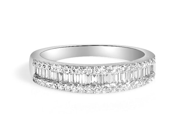0.70cts Baguette and Round Cut Diamond Ring - HANIKEN JEWELERS NEW-YORK