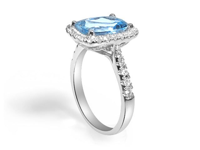 2.52CT Aquamarine and Diamond Ring - HANIKEN JEWELERS NEW-YORK