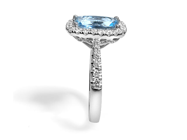 2.52CT Aquamarine and Diamond Ring - HANIKEN JEWELERS NEW-YORK